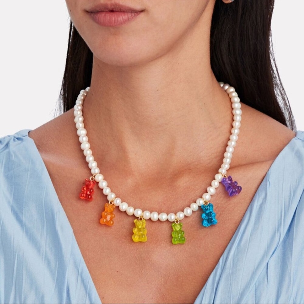 NWOT Vibrant Gummy Bear Pearl Necklace